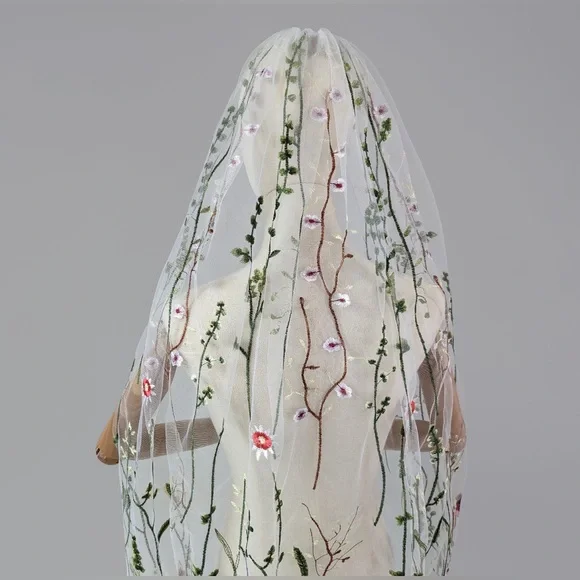 Wildflower Embroidered Veil - 63inches in Length - Picture 6 of 14
